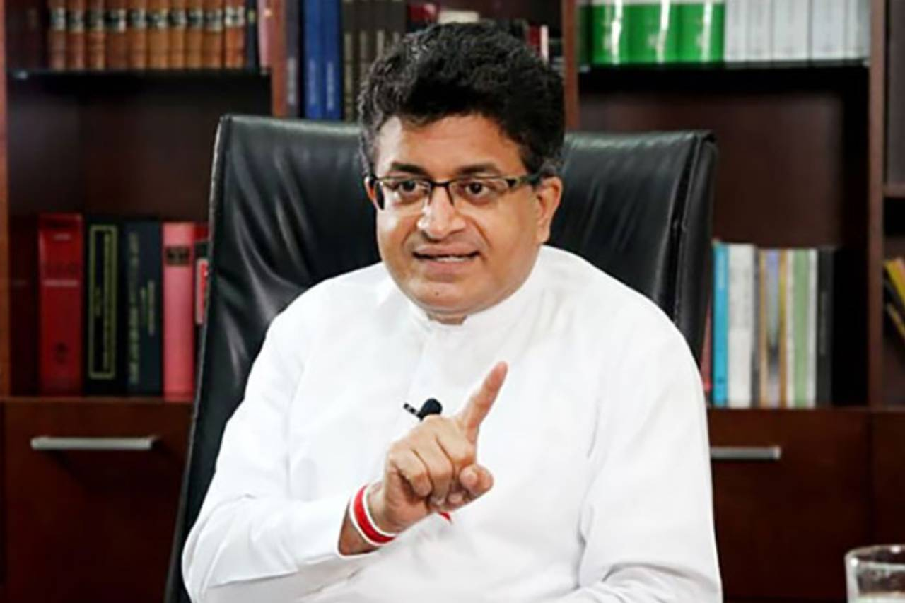 කොත්මලේ වේල්ල විවෘත කරන අවස්ථාවේ සයිරන් ගහන්නේ නැතුව SMS එකක් දාන්න