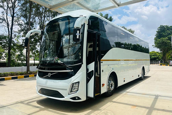 CTBයට අලුතින් වායුසමනය කළ ඩිලක්ස් බස් රථ 600ක්