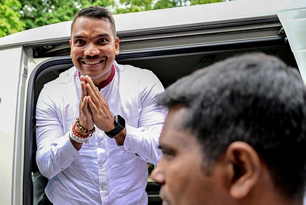 නාමල් අධිකරණයට